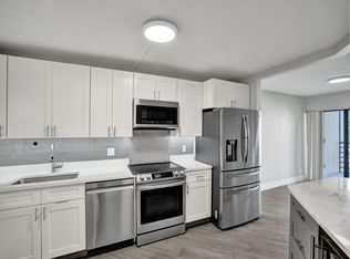 5851 E Camino Del Sol #305, Boca Raton, FL 33433