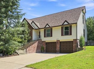 13511 S Locust St, Olathe, KS 66062