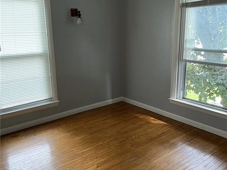 1123 Franklin St — Photo 7