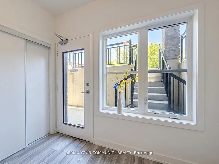 15100 Yonge St #106 — Photo 24