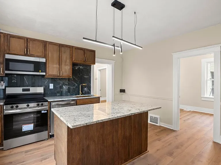 4510 Harding St — Photo 11