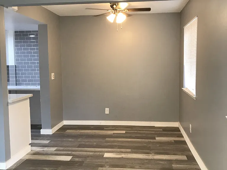 735 Halyard St — Photo 3