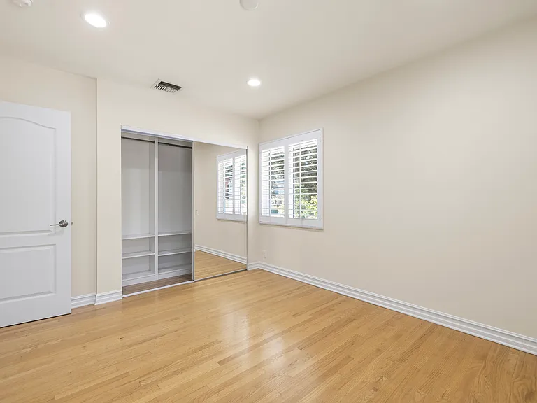1808 Fern Ln — Photo 20