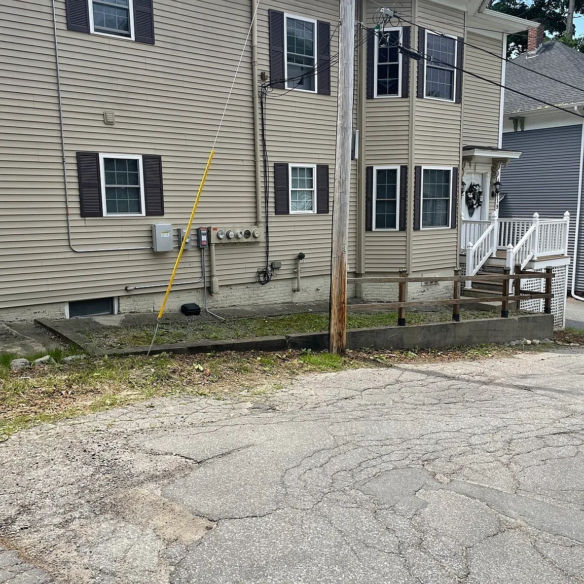 3 bed, 2.0 bath, 1200 sqft, $2,450 — Photo 2