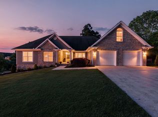 1066 Cody Ln, Soddy Daisy, TN 37379