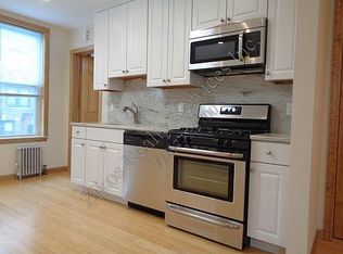 25-18 34th St #2, Astoria, NY 11103