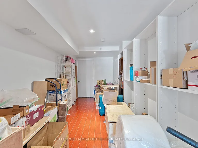 301 Oberfrick Ave — Photo 46
