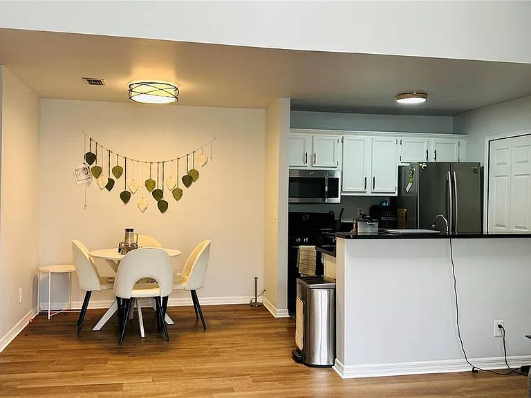 6010 Westgate Dr #303 — Photo 14