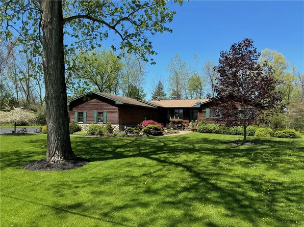 482 Snell Rd, Geneva, NY 14456