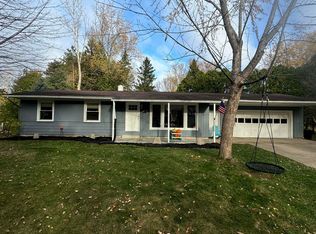 510 Sunset Ln, Mount Pleasant, MI 48858