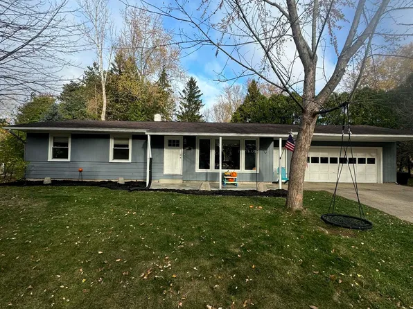 510 Sunset Ln, Mount Pleasant, MI 48858