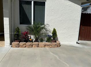 2021 SW 105th Ct, Miami, FL 33165