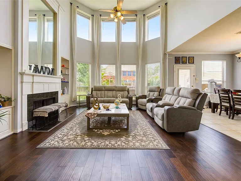 5911 Canyon Brook Ct — Photo 13