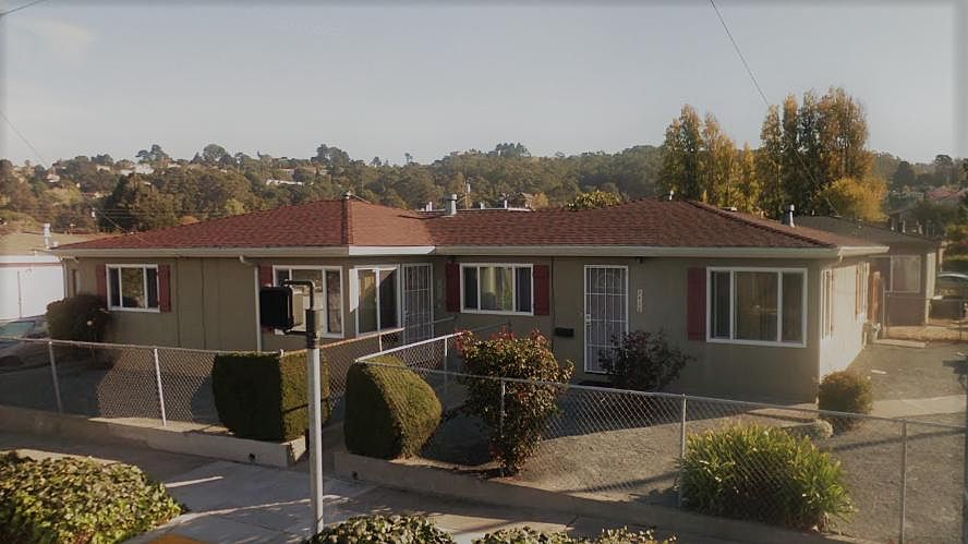 5405 Mcbryde (Right Unit)