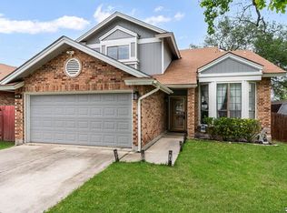 9806 Pebble Ridge Dr, Converse, TX 78109