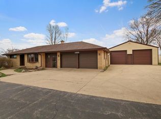 11635 W 33rd St, Beach Park, IL 60099