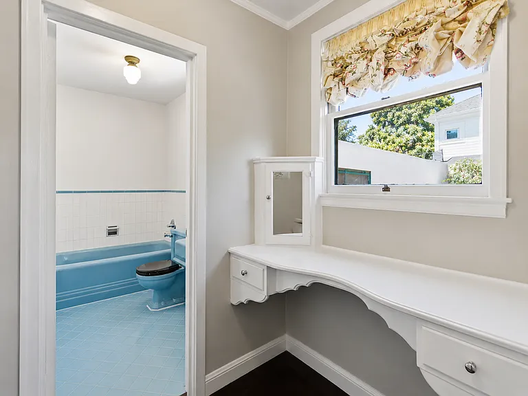 1226 Johnson St — Photo 14
