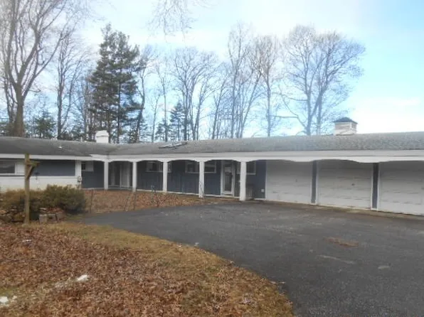 5604 Bonaventure Dr, Erie, PA 16505