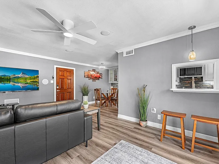 505 Westcott St #308 — Photo 5