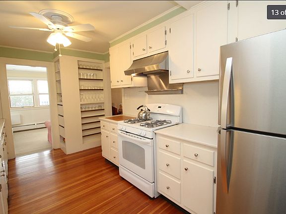5th image of 404 Brewster St