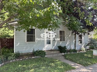 2253 7th St, White Bear Lake, MN 55110
