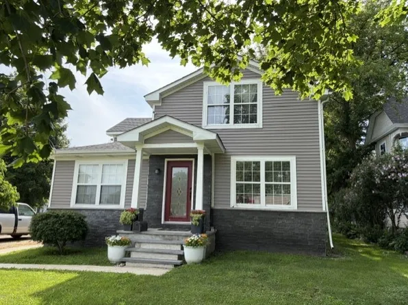 1208 Main St, Mendota, IL 61342