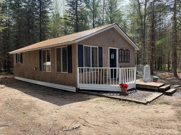 58035 State Highway 48, Hinckley, MN 55037