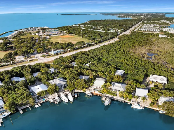302 North Dr, Islamorada, FL 33036