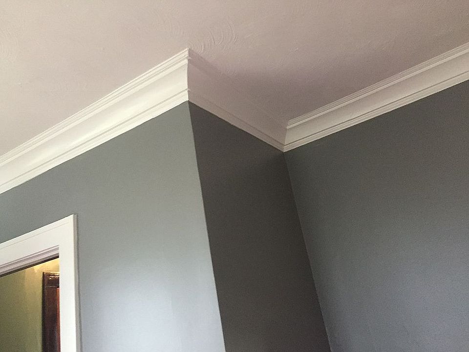 Crown Molding 