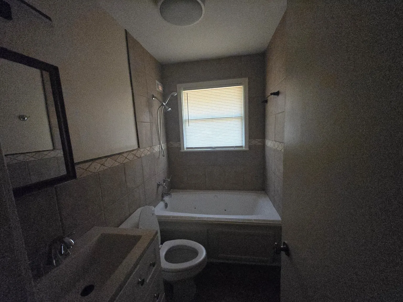 3985 Roxbury Road - 1 — Photo 3
