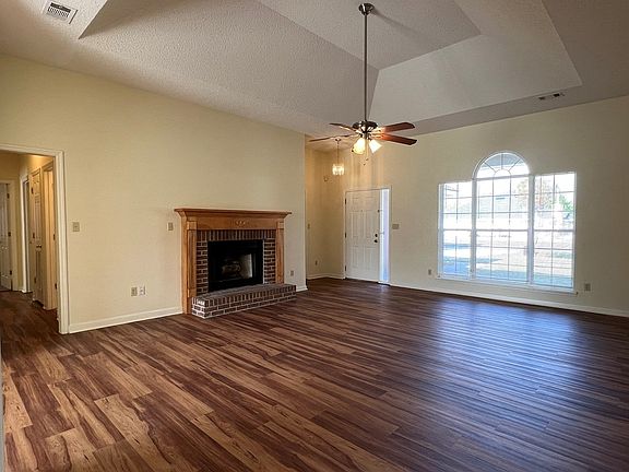 2nd image of 3458 Burkardt Dr