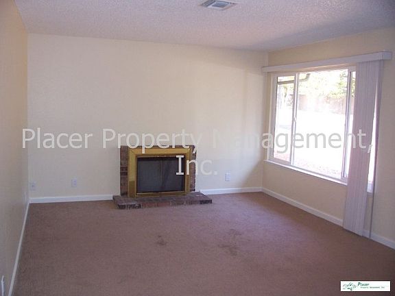 5th image of 6321 Spruce Ave
