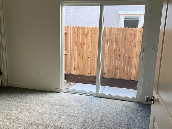 5th image of 516 Open Plains Ct #2