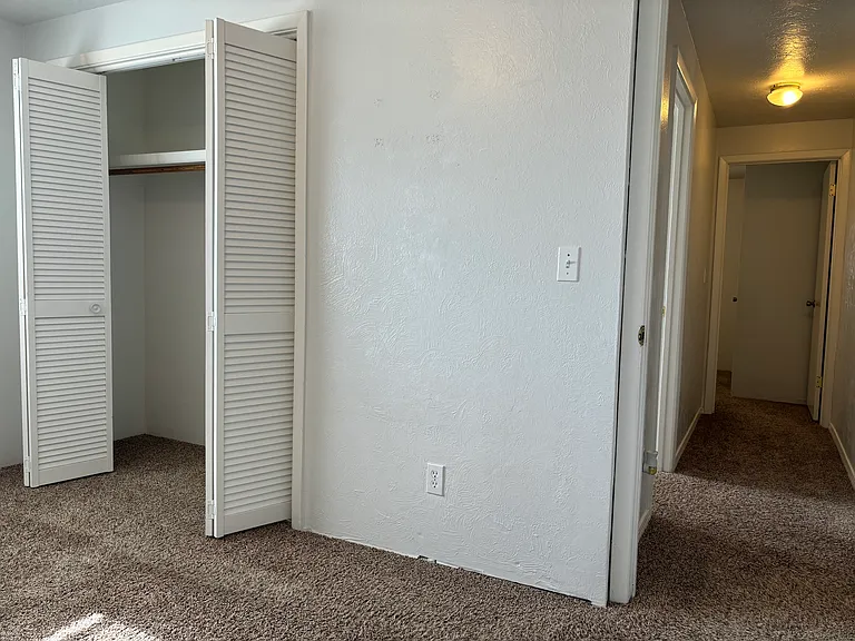 1821 Cherry St — Photo 7