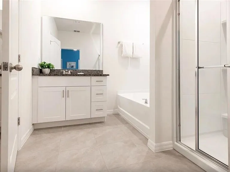 7572 Oakmoss Loop — Photo 10