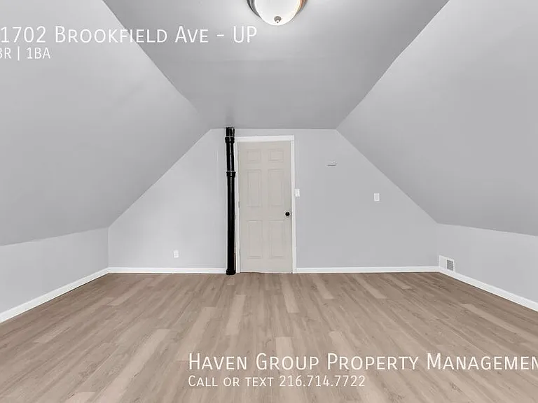 11702 Brookfield Ave #UP — Photo 15