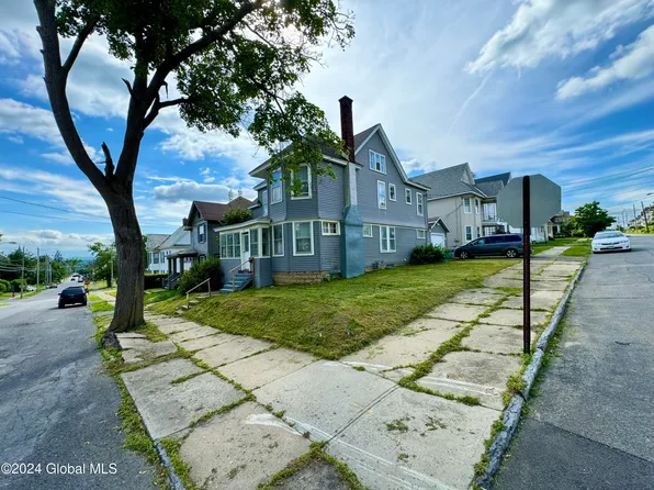 62 Chestnut Street, Amsterdam, NY 12010