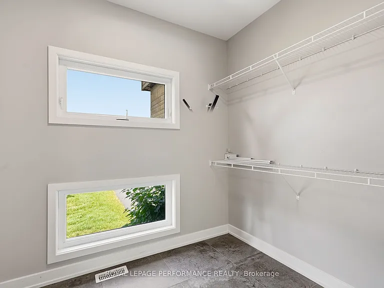 504 Barrage St — Photo 18