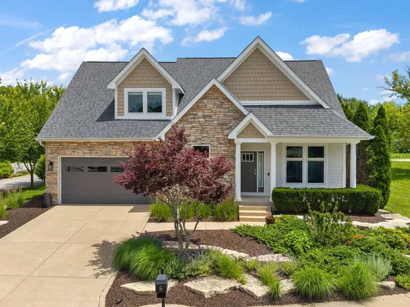 961 Monterey Dr, Chesterton, IN 46304