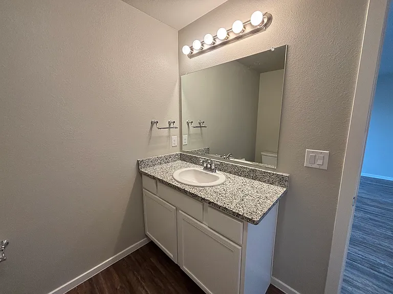 3506 Trenton Ave — Photo 15