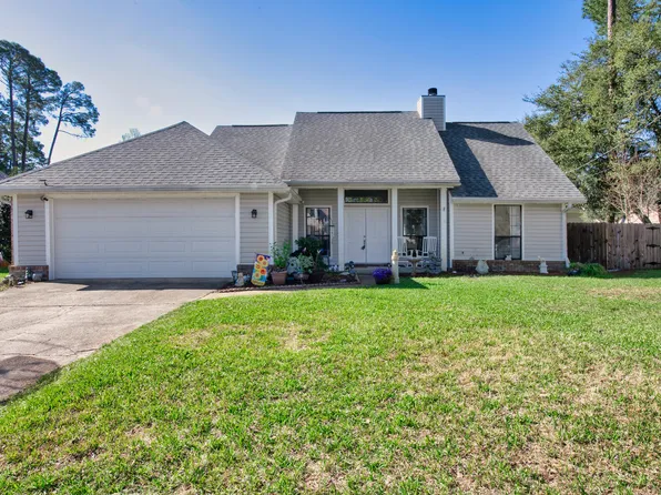 424 Northampton Cir, Fort Walton Beach, FL 32547
