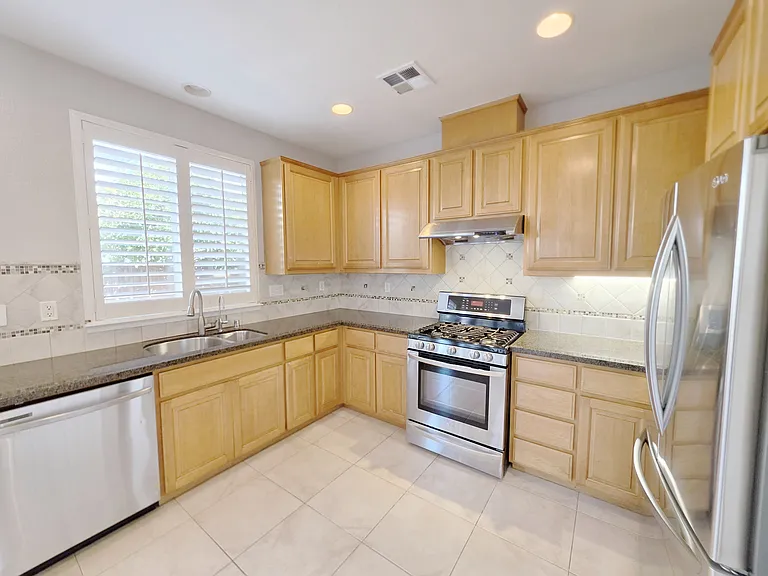 2075 Purcell Pl — Photo 6
