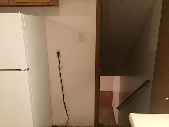 5th image of 1423 Hunter Ave