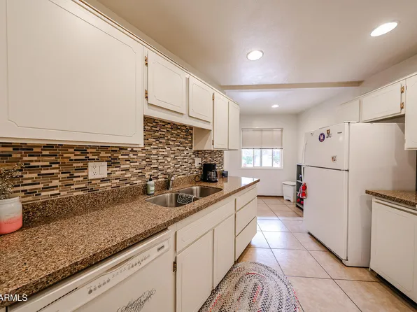 13833 N 111TH Avenue, Sun City, AZ 85351