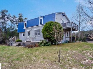 232 S Pioneer Rd, Beulah, MI 49617