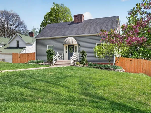 122 Stonewall Hts, Abingdon, VA 24210