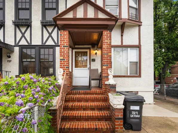 729 Ditmas Avenue image 3 of 8