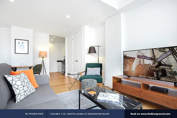 Rented by The Blueground | media 52