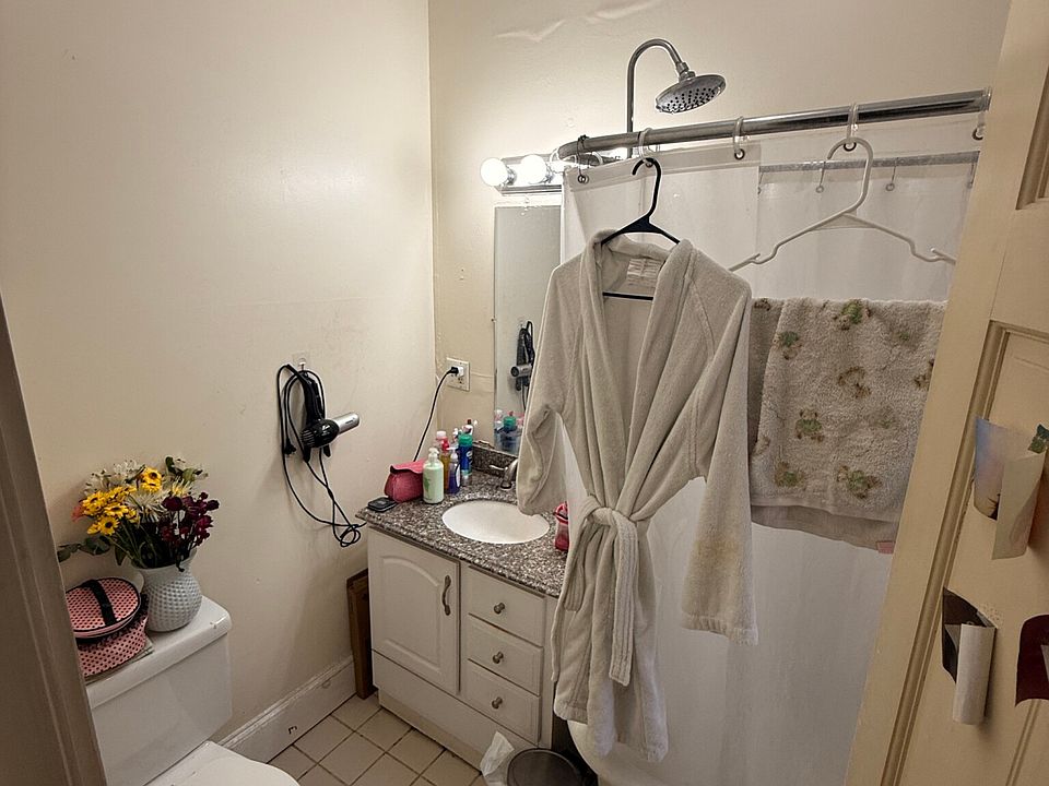 1st image of 39 Hemenway St APT 6