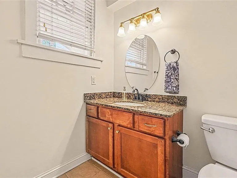 2855 Peachtree Rd NE #201 — Photo 16